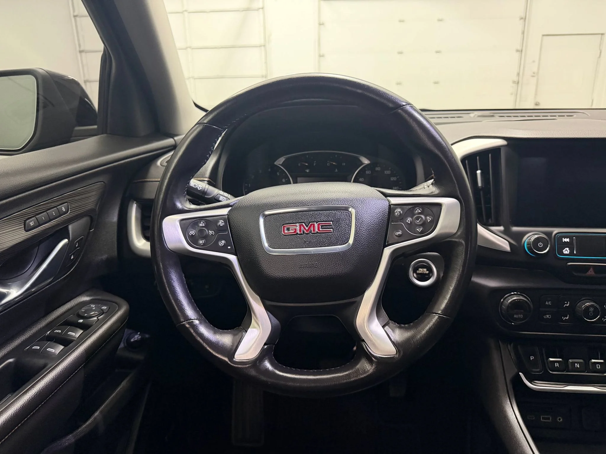 Used 2021 Satin Steel Metallic GMC SLT image 10