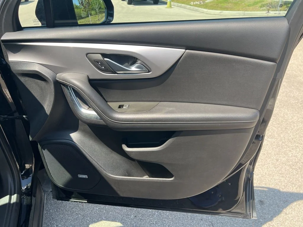 Used 2022 Black Chevrolet LT image 43