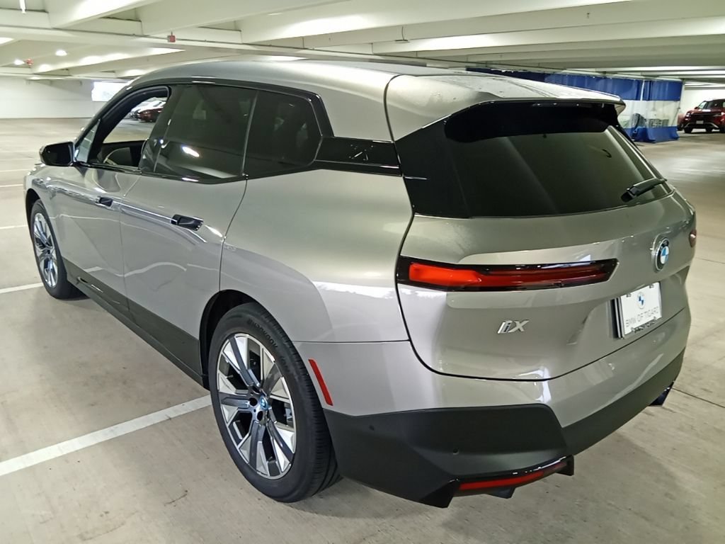 Certified Used 2024 Gray BMW xDrive50 image 7