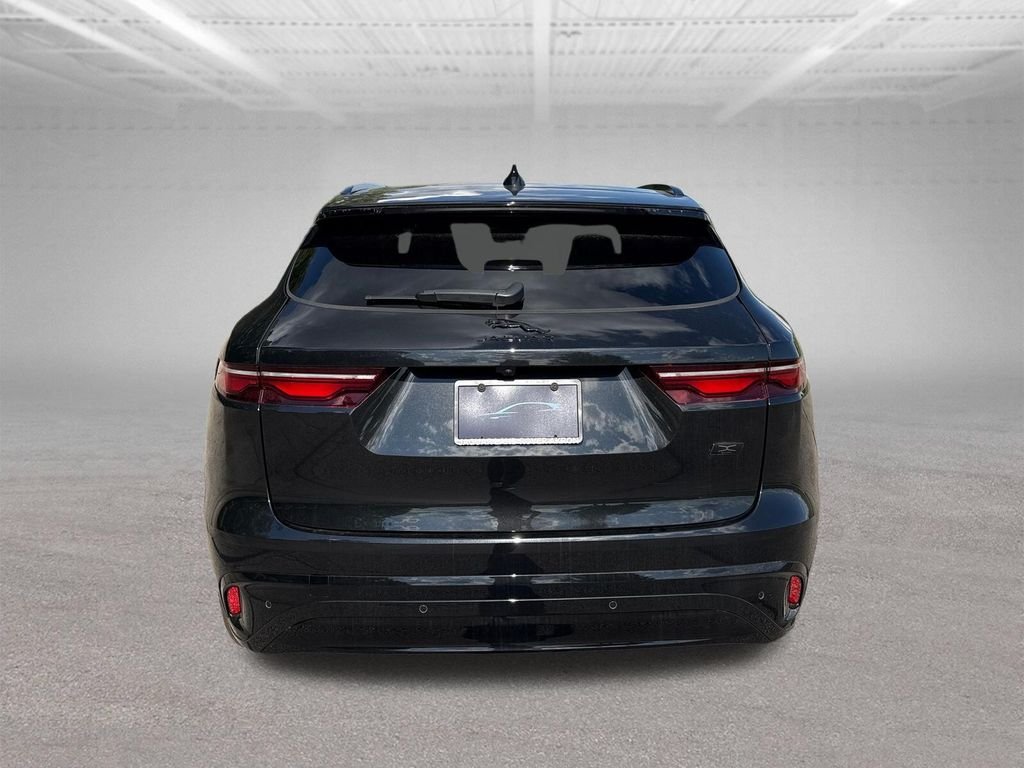 2026 Jaguar F-Pace R-Dynamic S - Photo 9