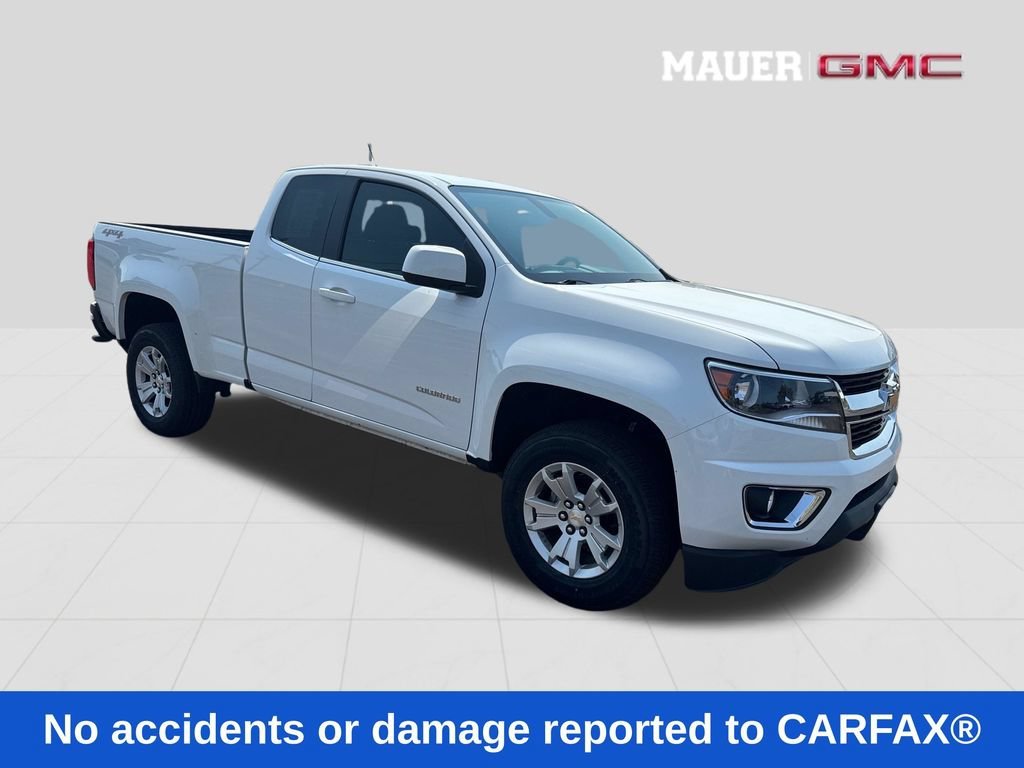 Used 2018 SUMMIT WHITE Chevrolet 4WD LT image 1