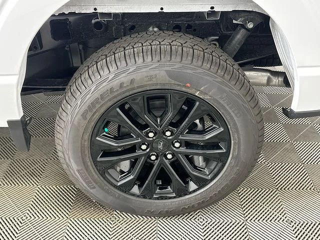 New 2026 White Ford XLT image 25