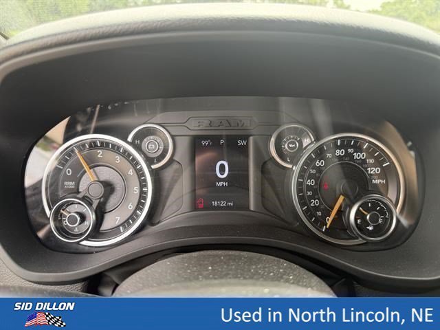 Used 2022 Diamond Black Crystal Pearlcoat Ram Big Horn image 9