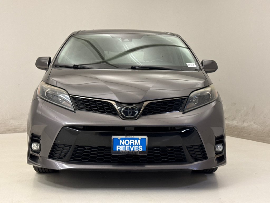 Used 2020 Predawn Gray Mica Toyota SE image 3