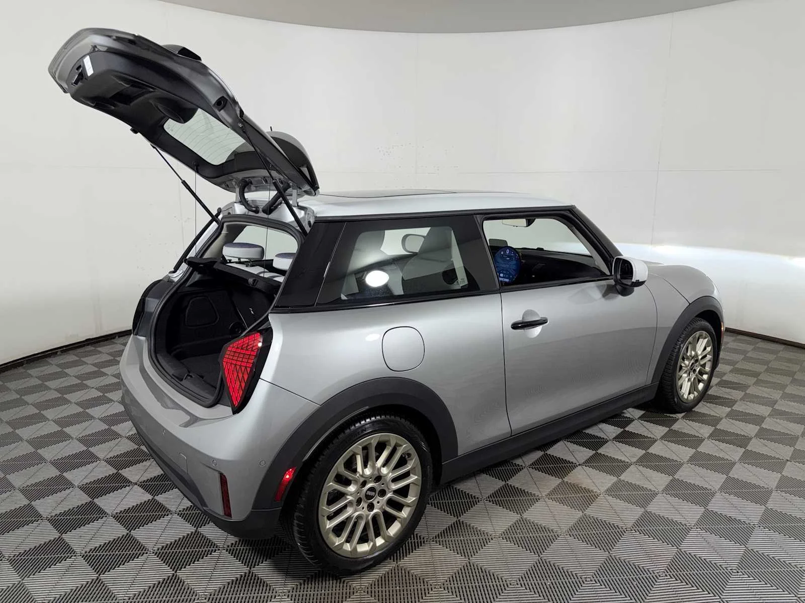 Certified Used 2025 Melting Silver III Metallic MINI Cooper S image 22