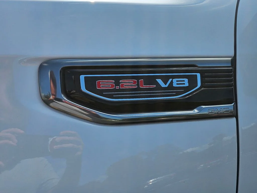 Used 2026 Summit White GMC AT4 image 11