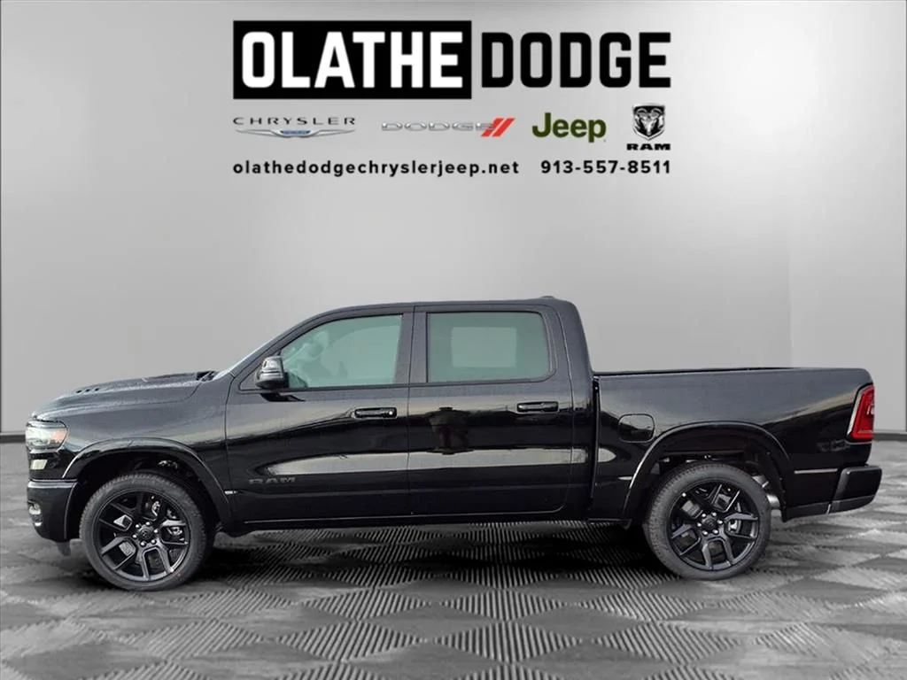 New 2026 Diamond Black Crystal Pearl-Coat Exterior Paint RAM Laramie image 17