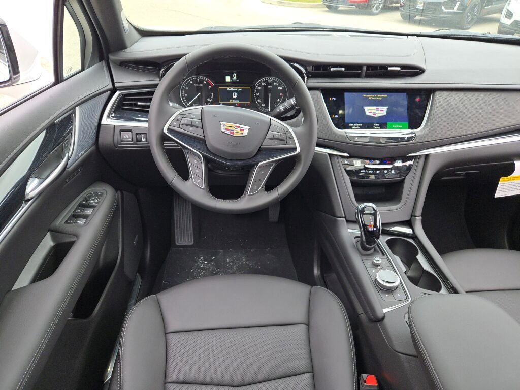 2025 Cadillac XT5 Premium Luxury - Photo 16