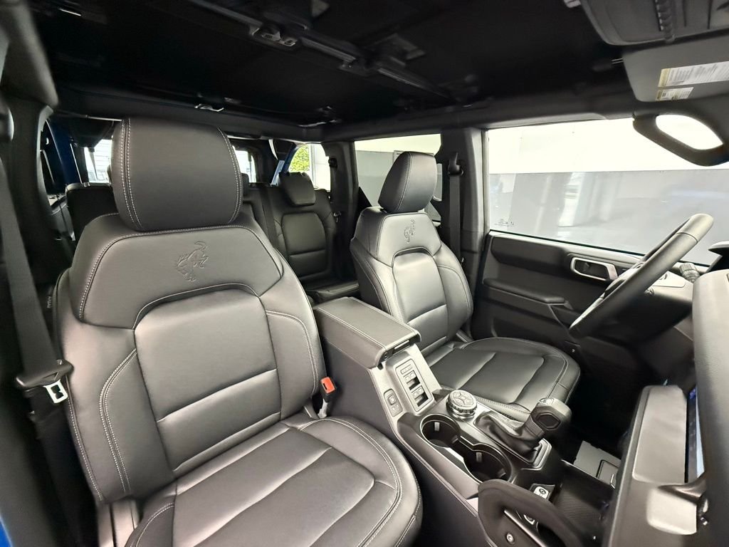 New 2026 Velocity Blue Metallic Ford Badlands® image 66