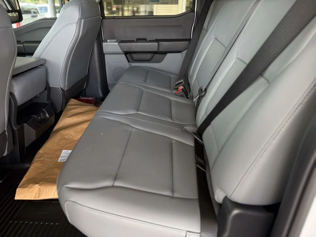 New 2026 Oxford White Ford F-350® XL image 25