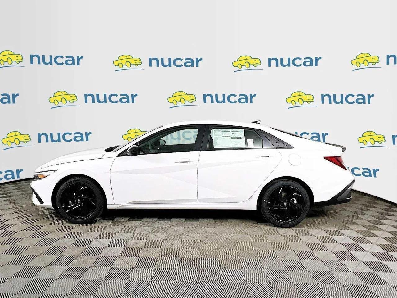 2026 Hyundai Elantra — photo 4