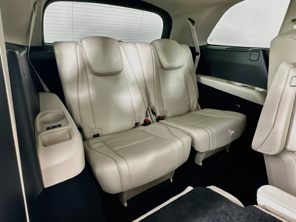 New 2027 Polar White Mercedes-Benz GLS 450 image 28