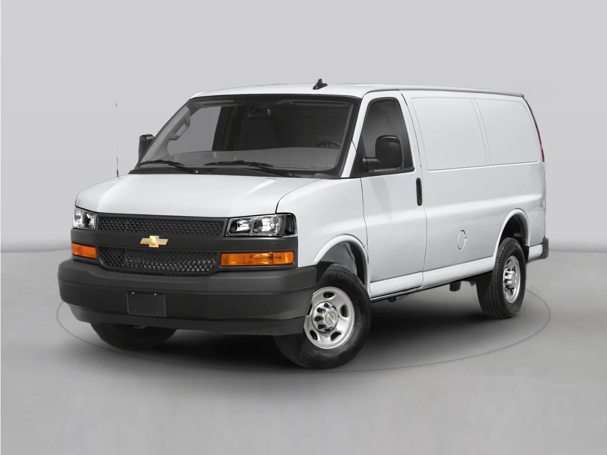 2021 Chevrolet Express's photo
