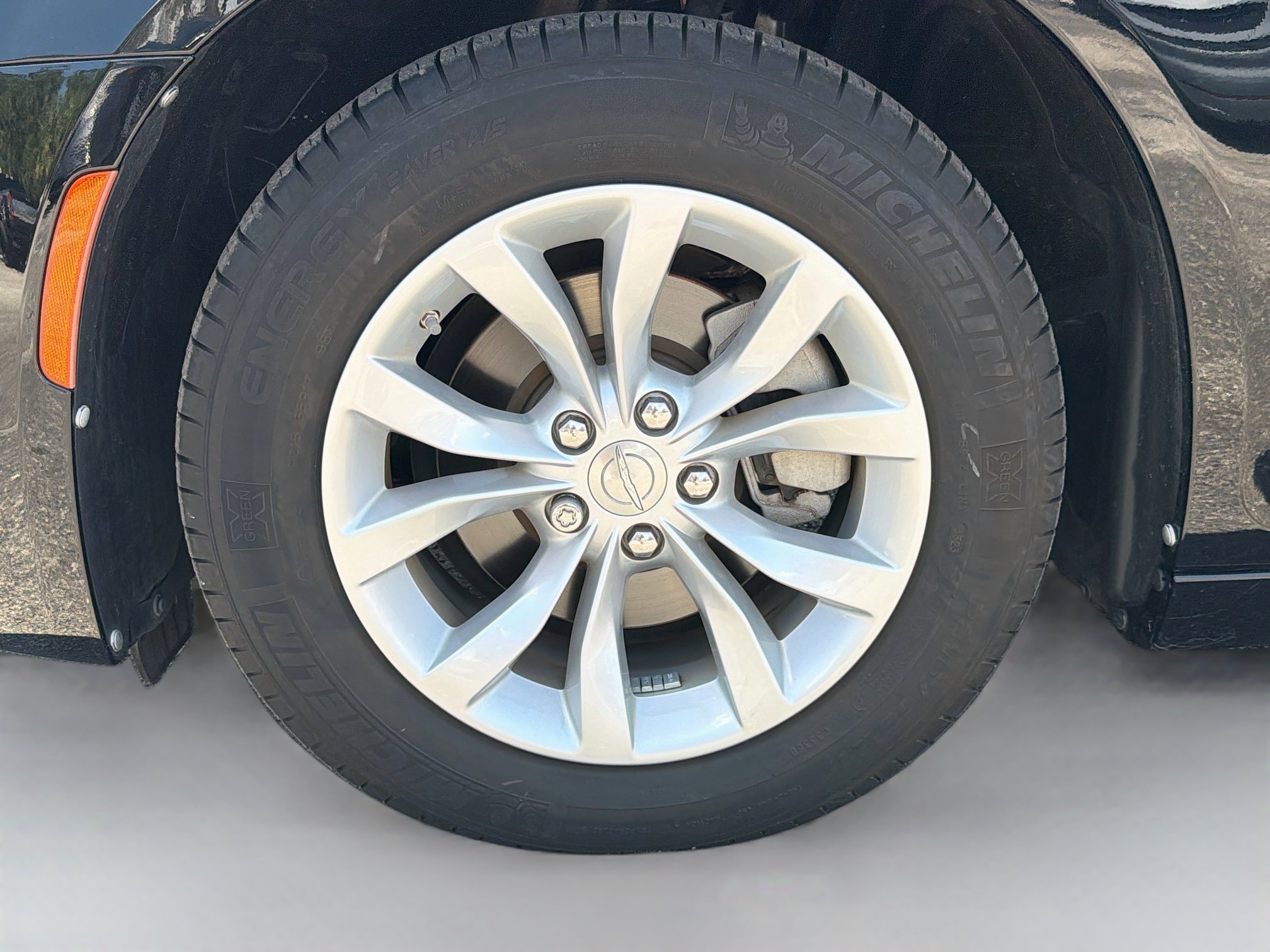 Used 2023 Gloss Black Chrysler Touring image 38