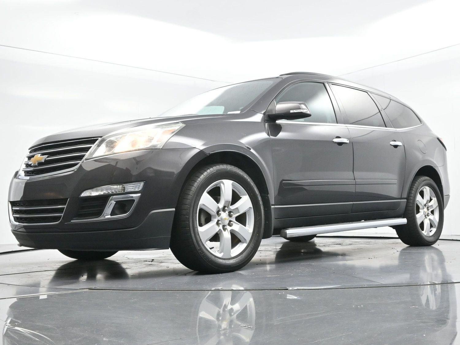 Used 2016 Tungsten Metallic Chevrolet LT image 45