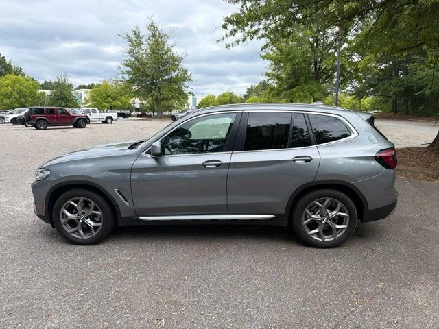 Used 2024 Gray BMW xDrive30i image 2