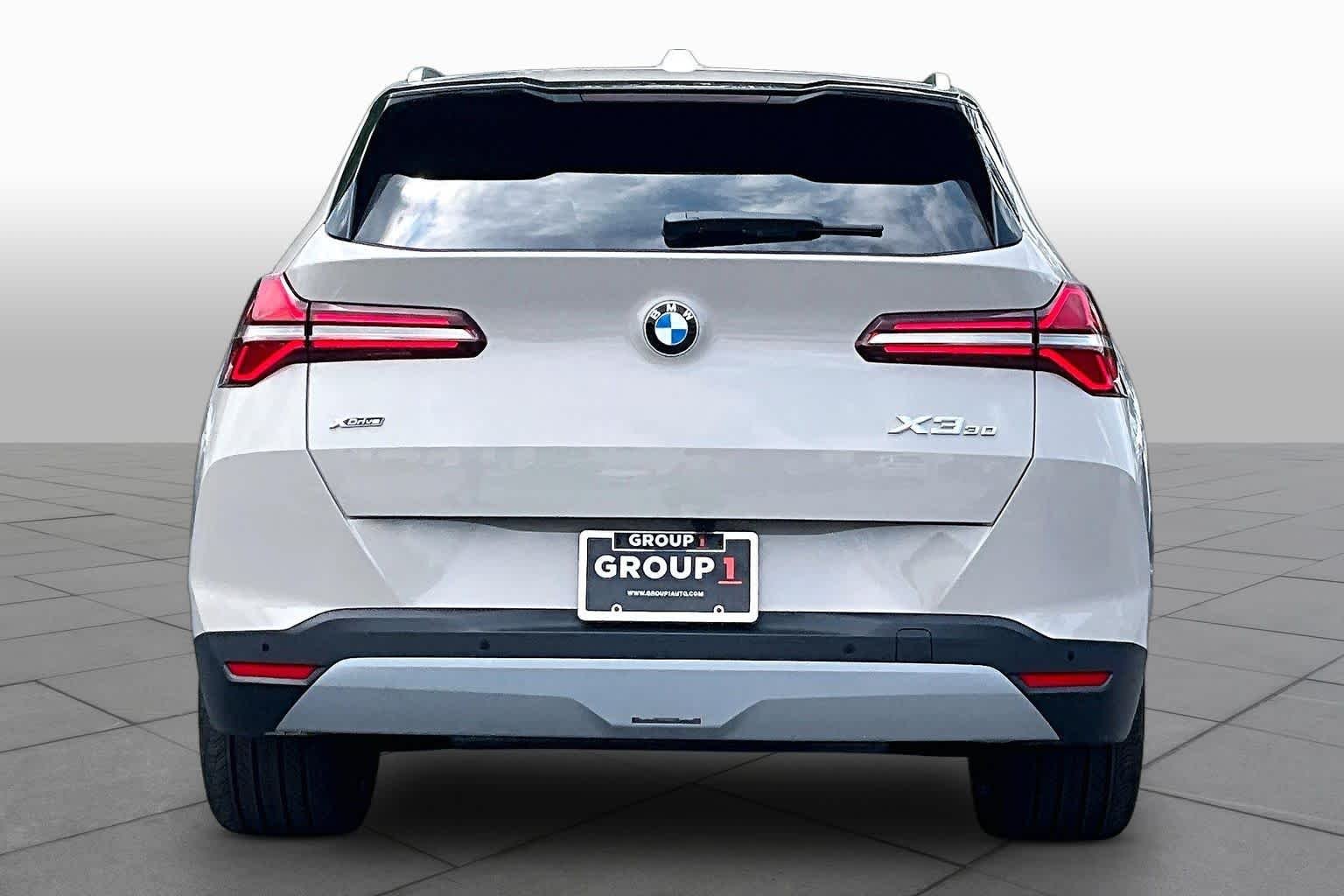 New 2026 Dune Grey Metallic BMW 30 xDrive image 4