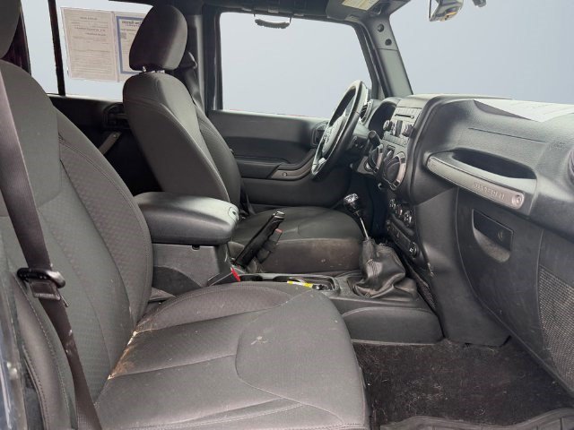 Used 2017 Rhino Clearcoat Jeep Sport image 16