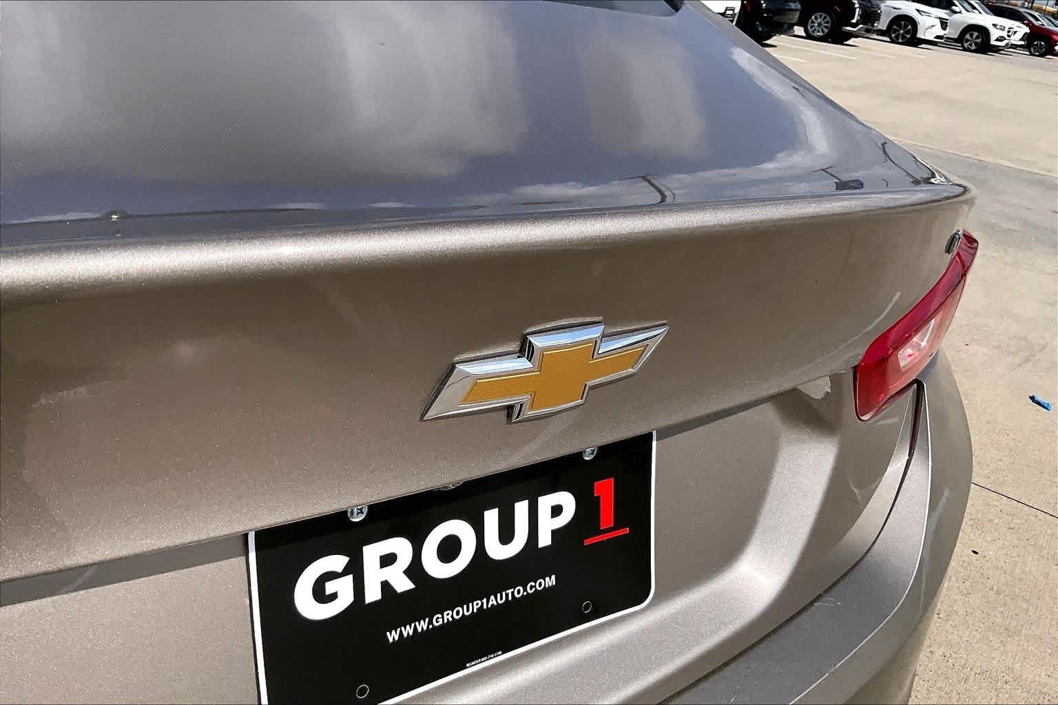Used 2023 Mineral Gray Metallic Chevrolet LT image 30