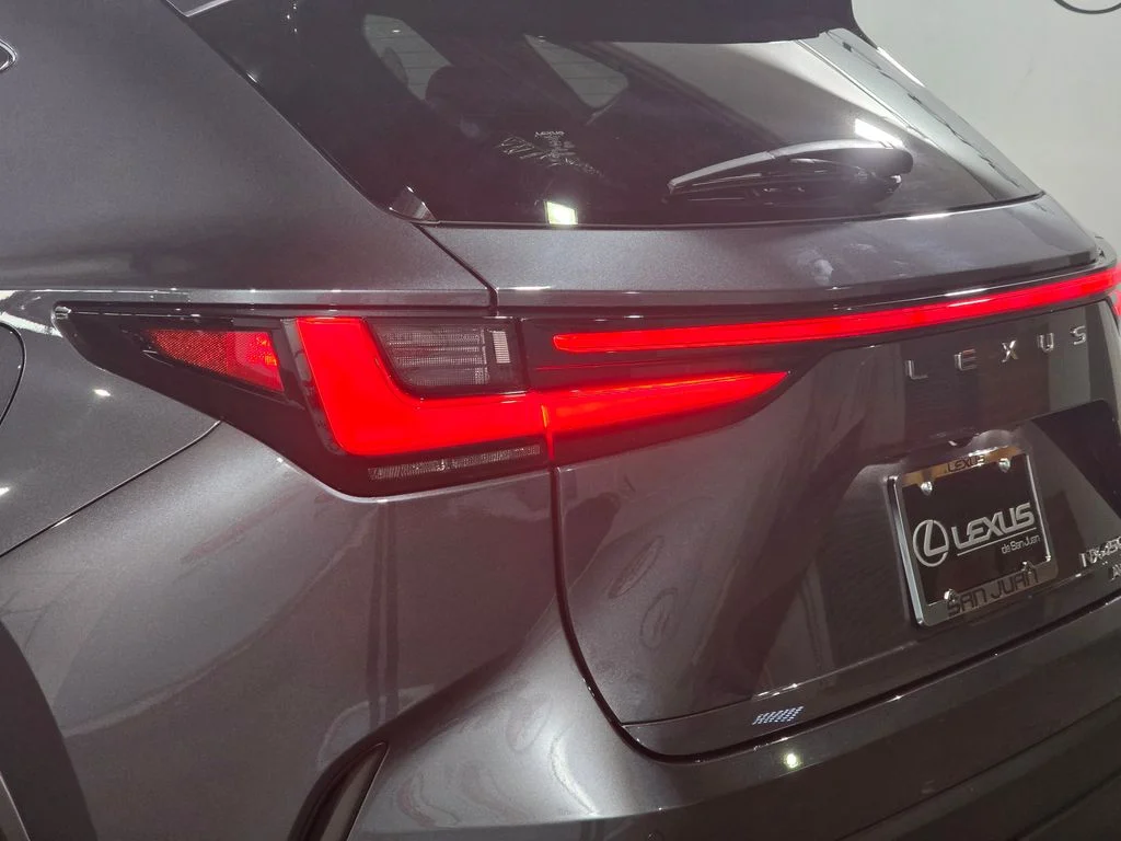 New 2026  Lexus 450h+ Luxury image 10
