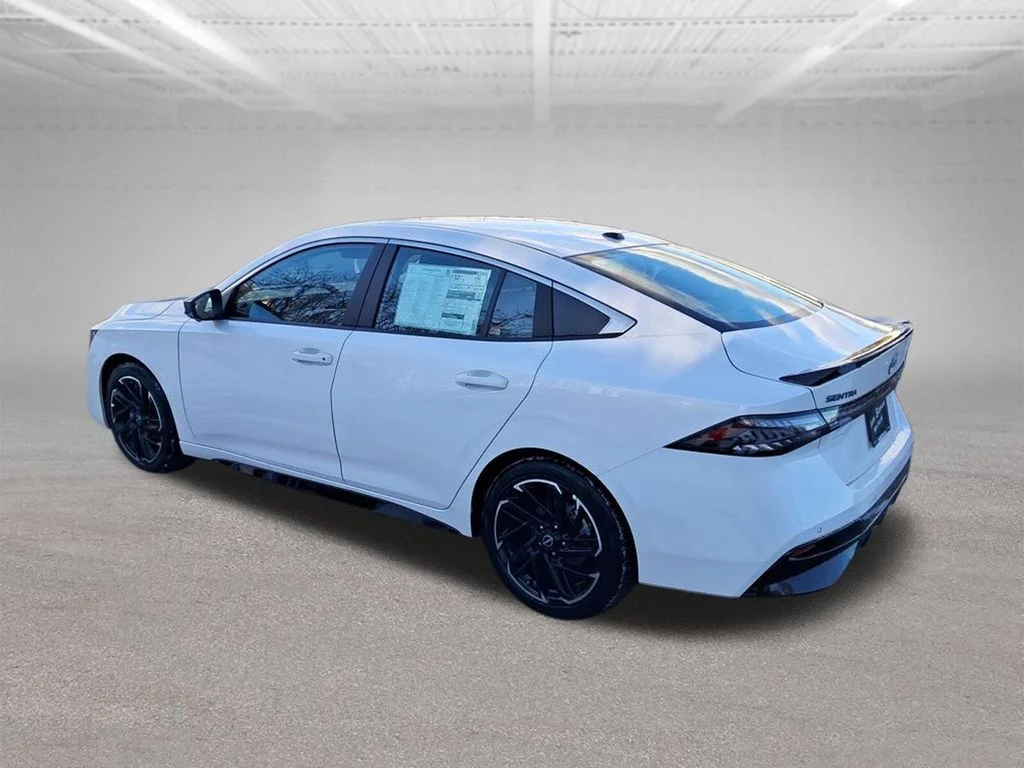 New 2026 White Nissan SR image 3