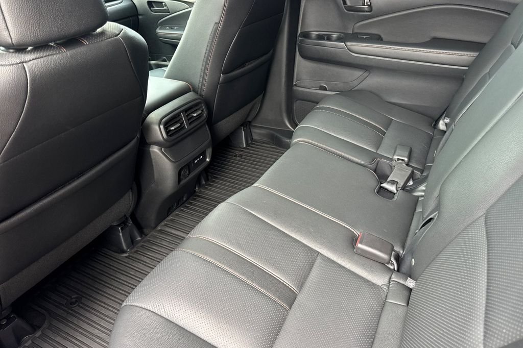 Used 2025 Lunar Silver Metallic Honda TrailSport image 15