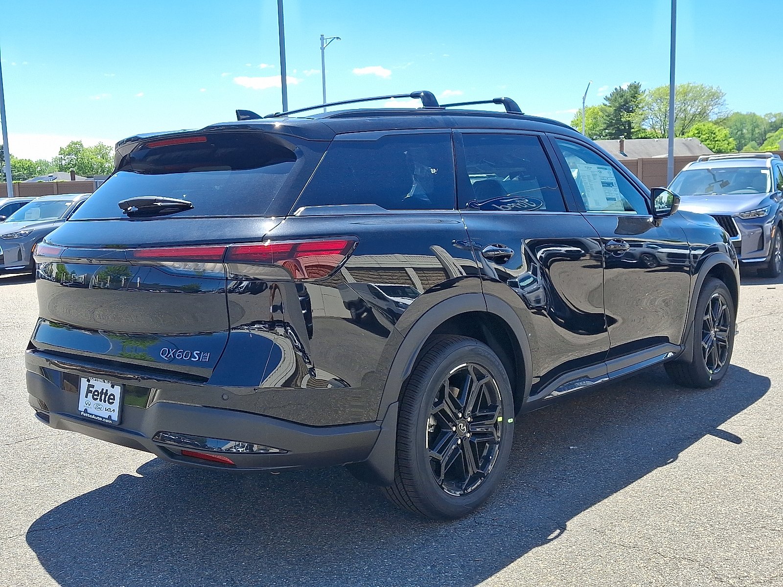 New 2027 MINERAL BLACK INFINITI Sport AWD image 3