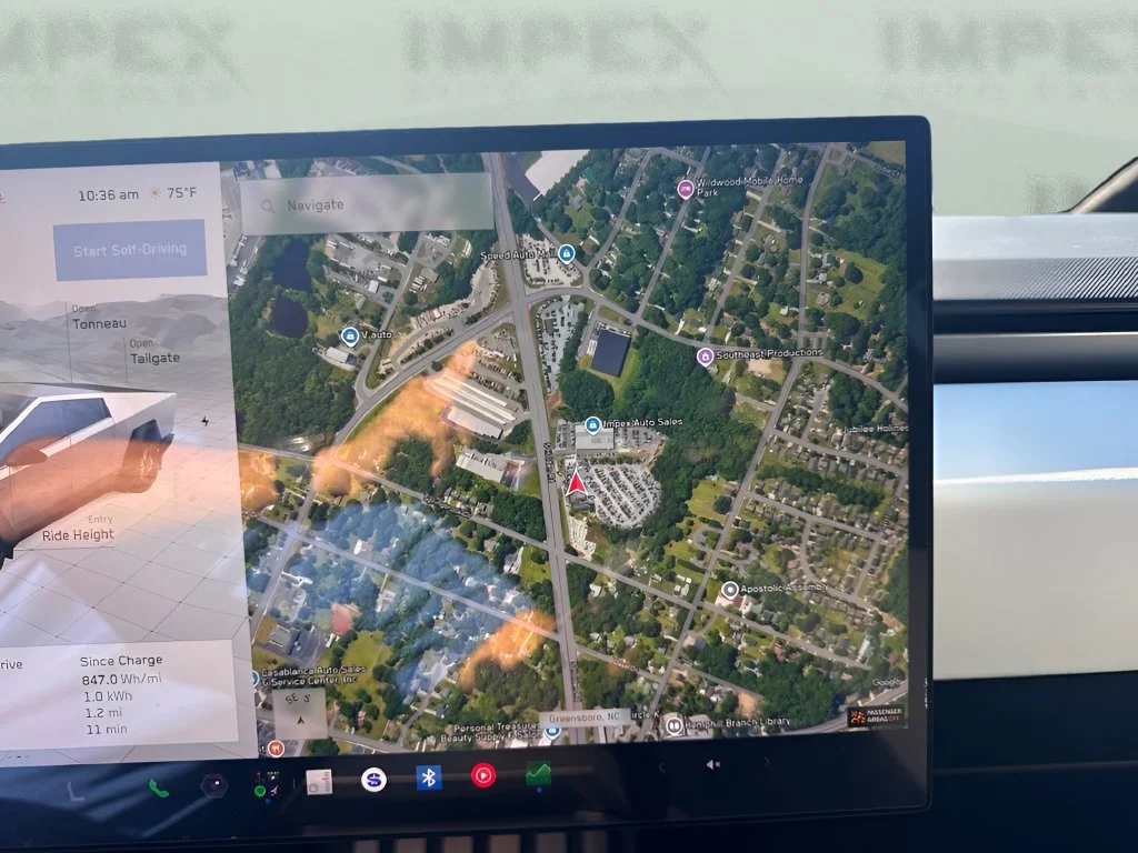 Used 2024 Silver Tesla Base image 18