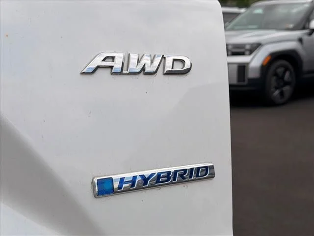 Used 2022 White Honda EX-L image 7