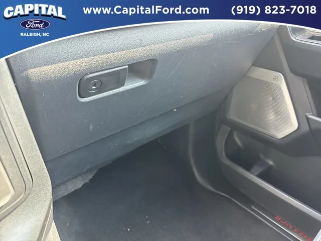 Used 2023 Silver Ford Raptor image 28