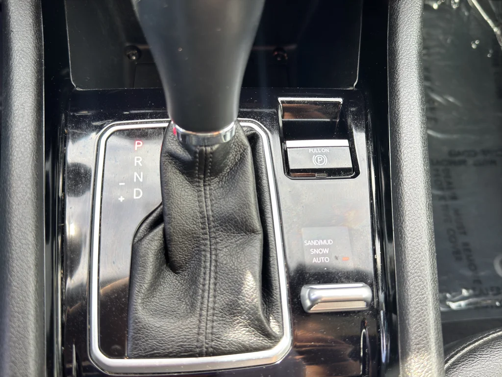 Used 2023 Bright White Clearcoat Jeep Altitude image 26
