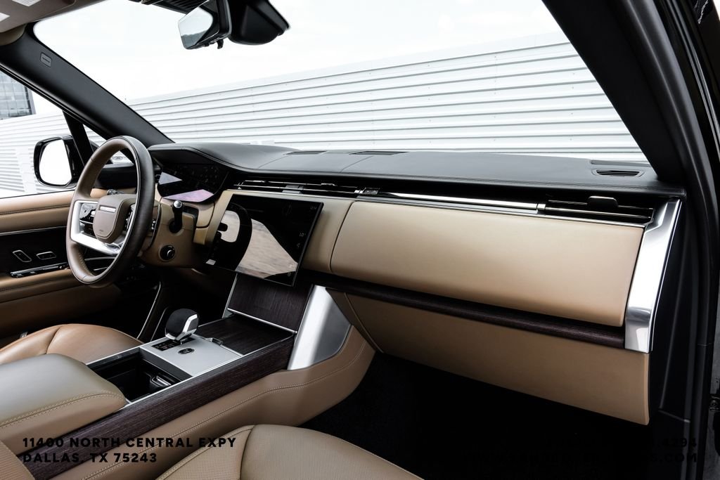 Used 2024 Black Land Rover Autobiography image 12