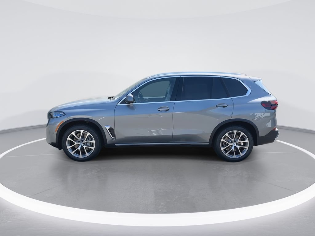 New 2026 Gray BMW xDrive40i image 5