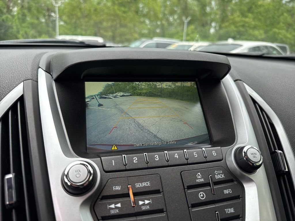 Used 2017 Red GMC SLE-2 image 28