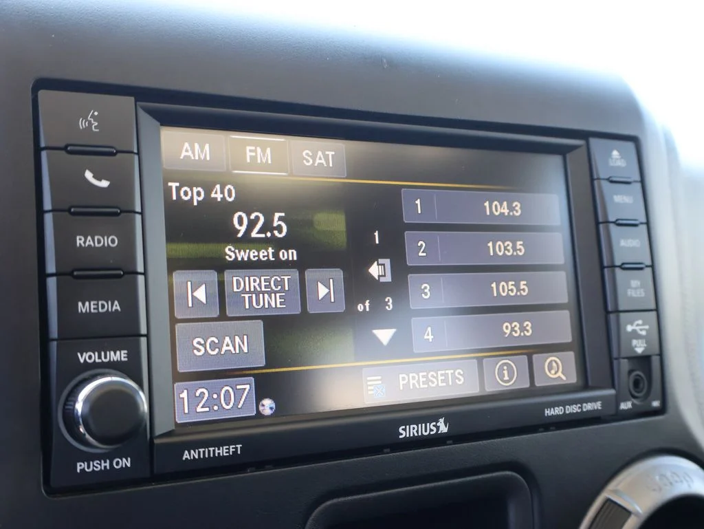 Used 2017 White Jeep Sport image 27