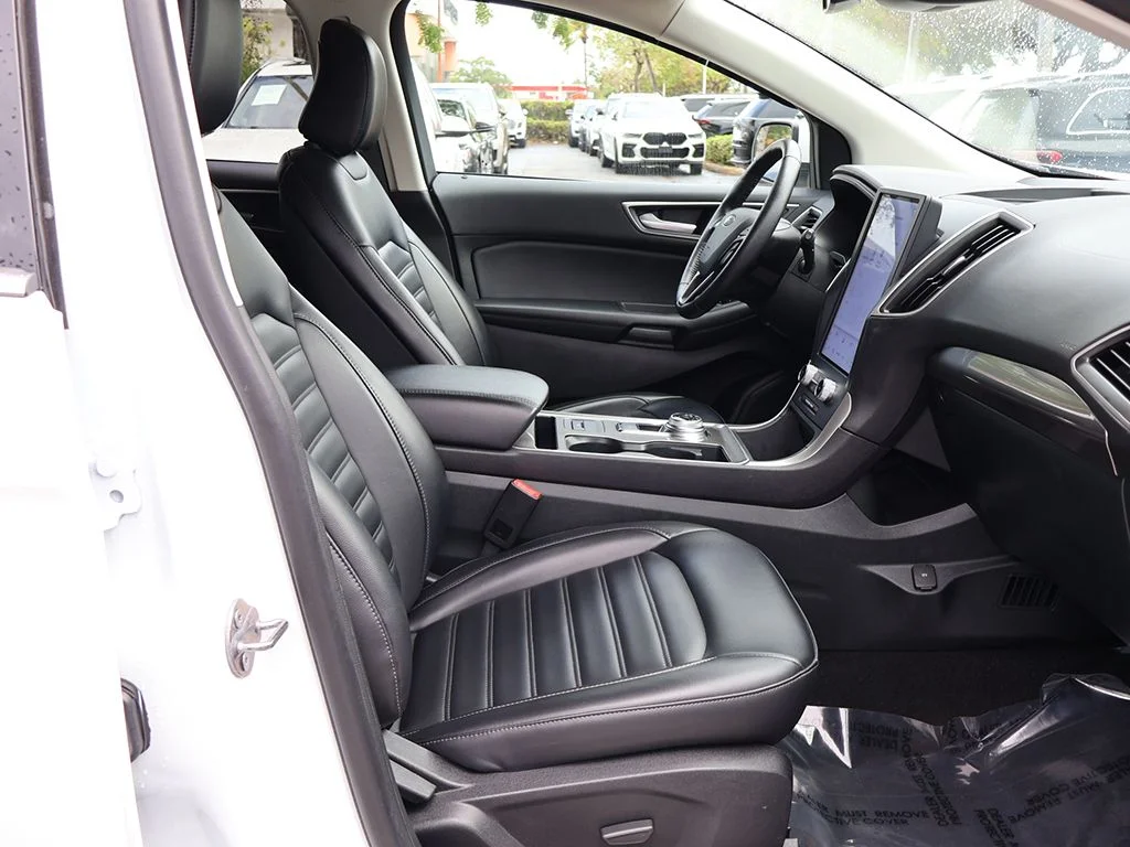 Used 2024 White Ford SEL image 28