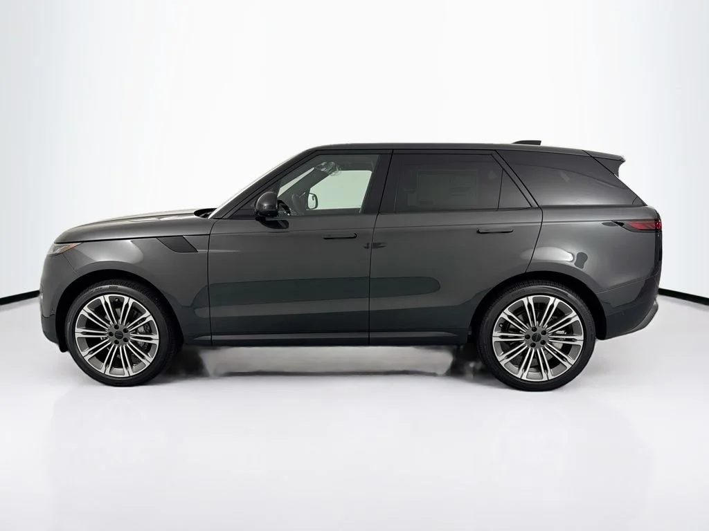New 2026 Carpathian Grey Land Rover SE image 8