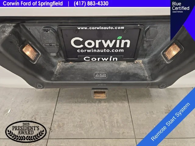 Certified Used 2019 Oxford White Ford XLT image 18