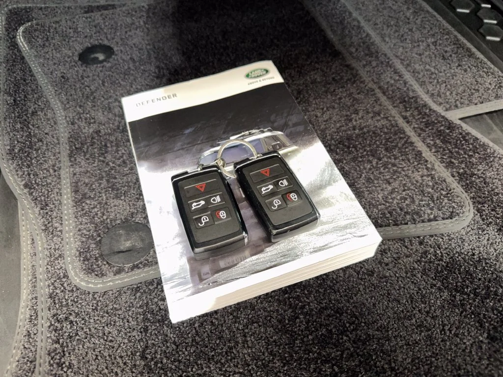 Used 2023 Blue Land Rover SE image 82