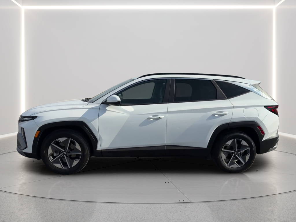 Used 2026 White Hyundai SEL image 8