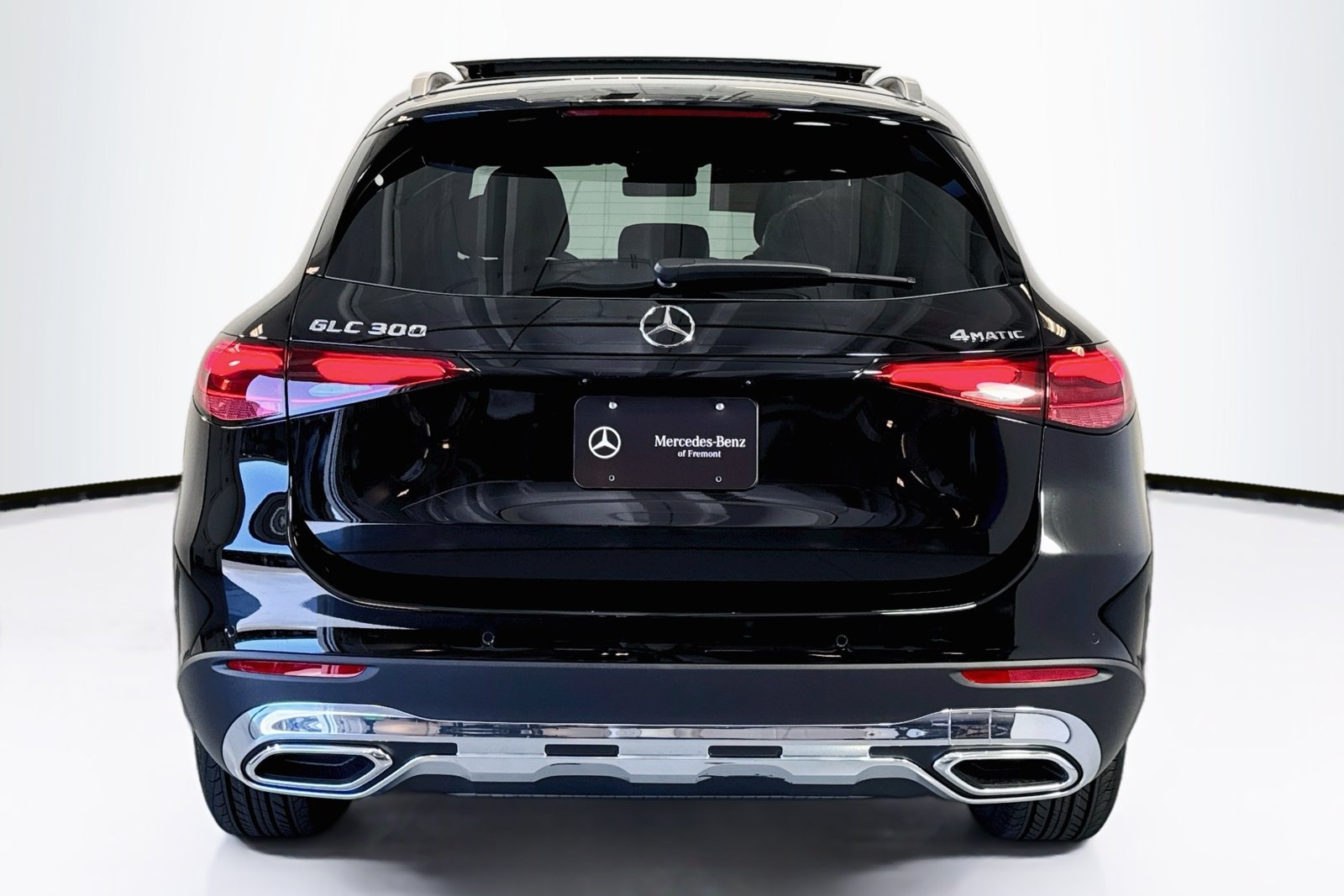 New 2026 Black Mercedes-Benz GLC 300 image 6