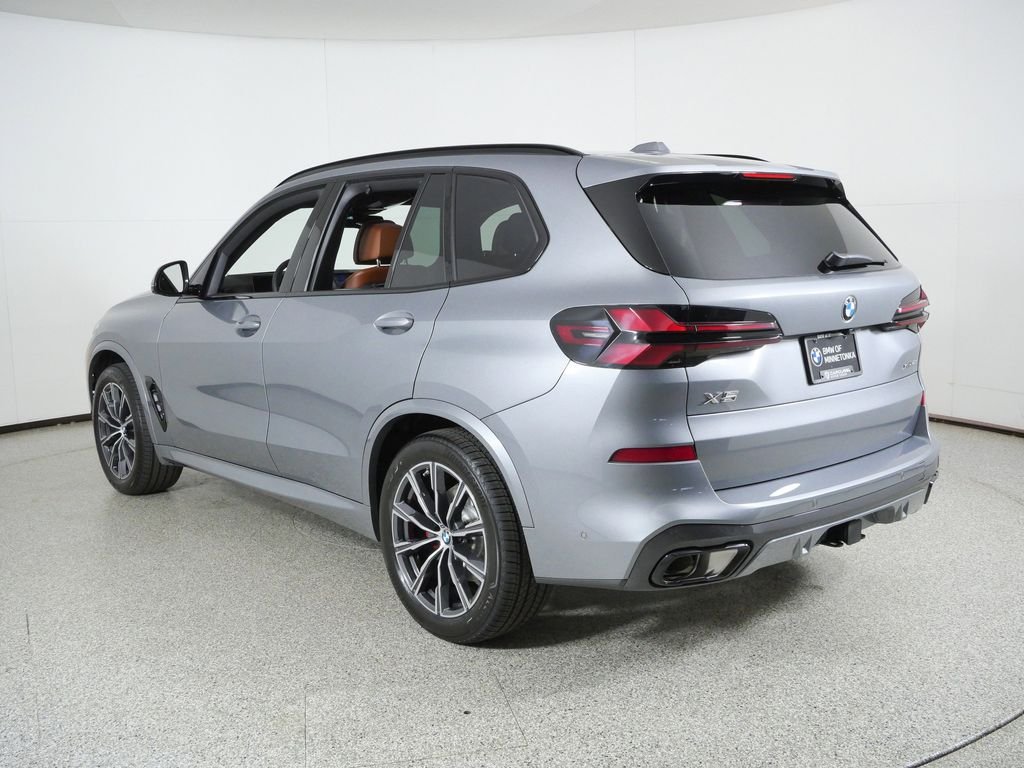 New 2026 Skyscraper Grey Metallic BMW xDrive40i image 14