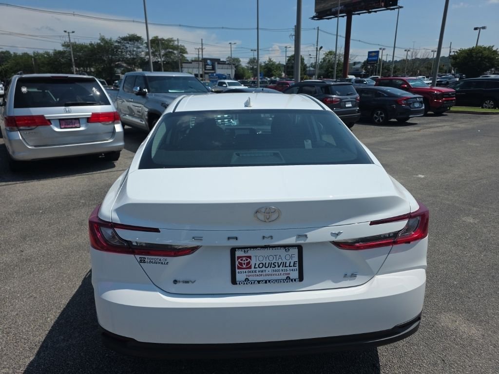 Used 2025 White Toyota LE image 5