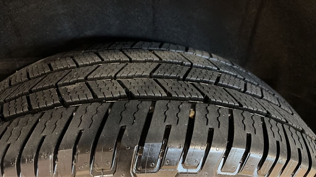 Used 2020 Black Jeep Limited image 22