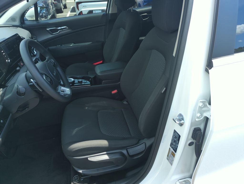 Used 2025 White Kia LX image 12
