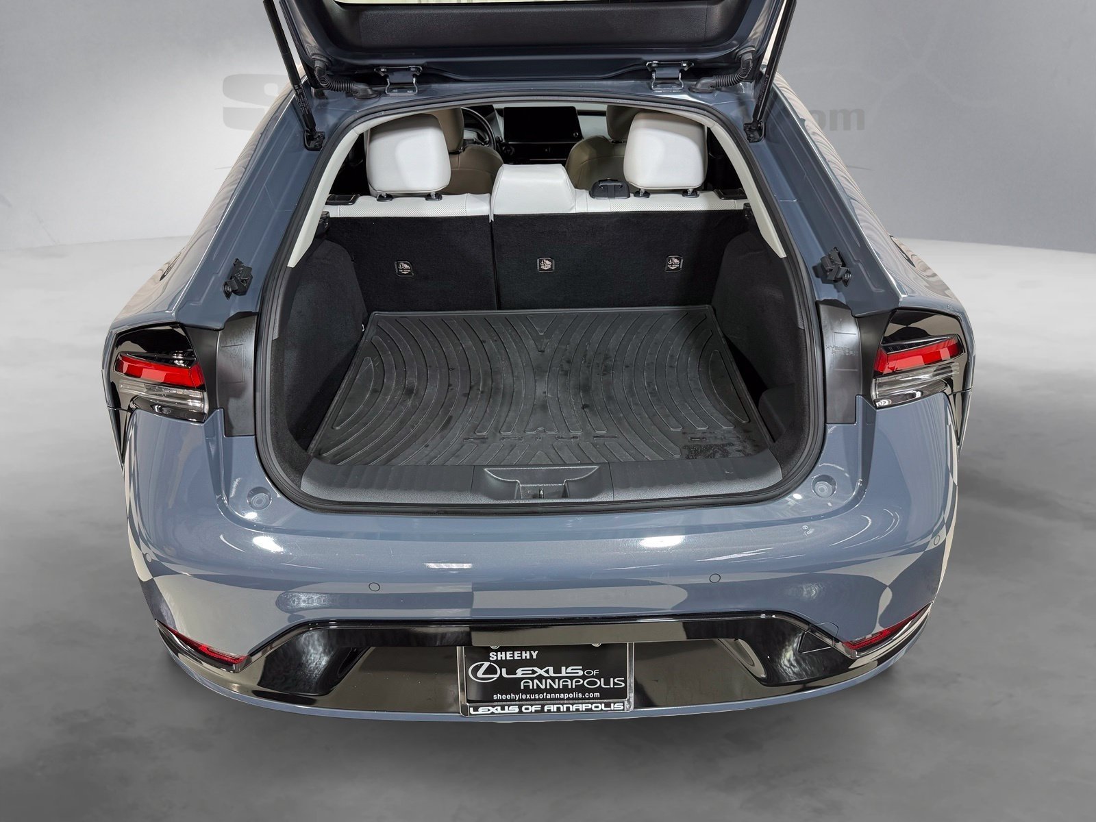 Used 2023 Gray Toyota XLE image 29
