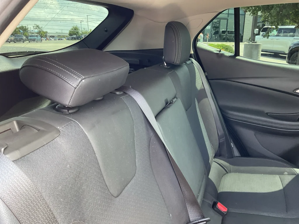 Used 2020 White Frost Tricoat Buick Select image 12