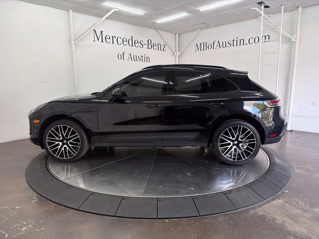 Used 2022 Black Porsche Base image 4