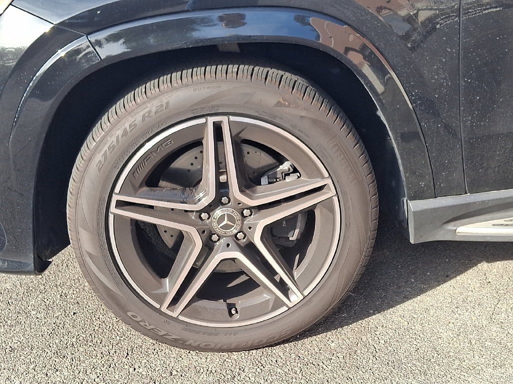 Certified Used 2024 Black Mercedes-Benz GLS 450 image 8