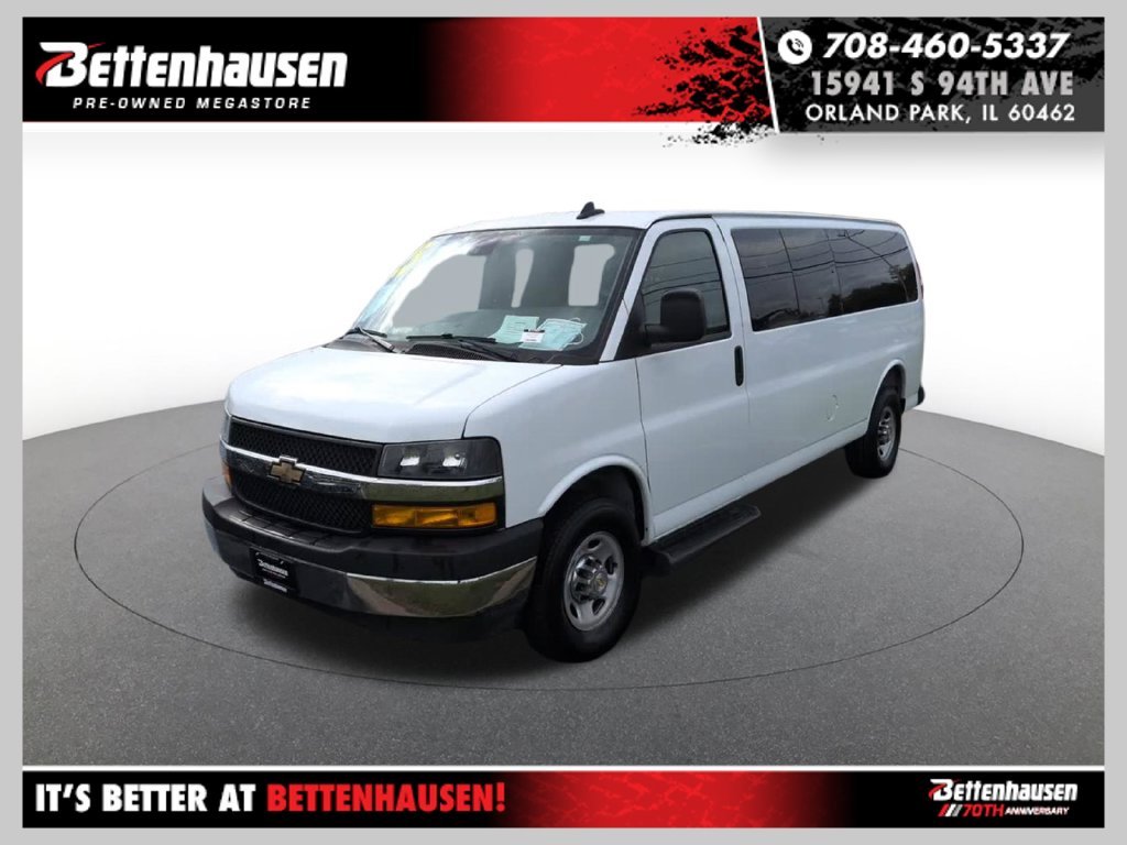 2025 Chevrolet Express Passenger